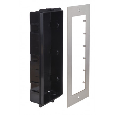 Ramka potrójna do montażu podtynkowego D1510-3P