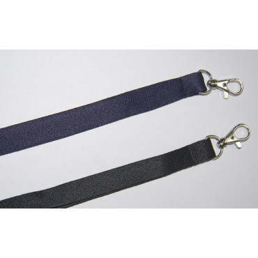 Smycz czarna z metalowym...